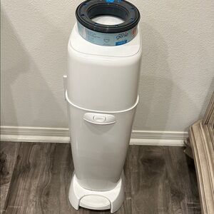 Playtex Diaper Genie White. Diaper trash.